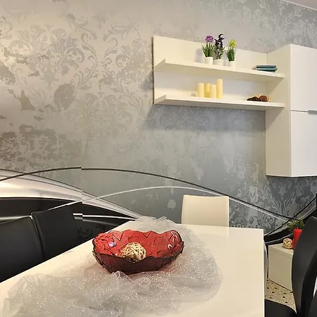 威尼斯花园景公寓 公寓